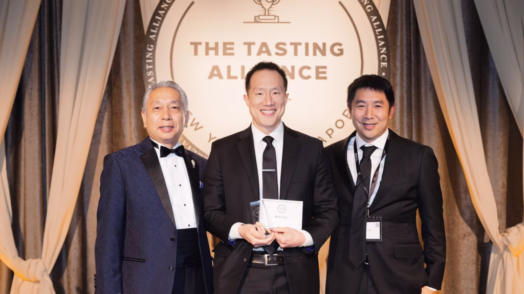 Distilling the Essence of Minhwa Spirits