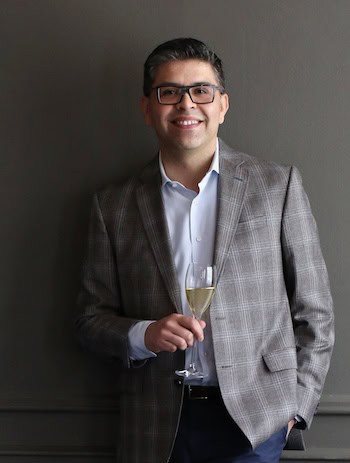 Andrés Loaiza of Aria